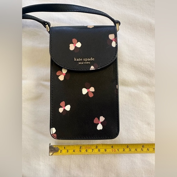 Kate Spade North South Flap Phone Crossbody - Picture 6 of 11